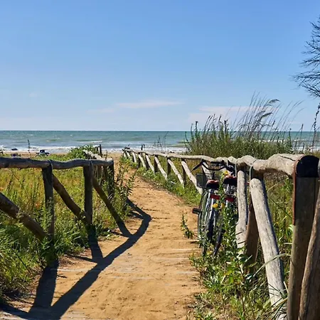 Comfortable For Six With Air Conditioning Bibione